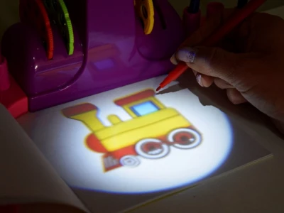 Projektors zīmēšanai ar marķieriem, Rozā krāsa